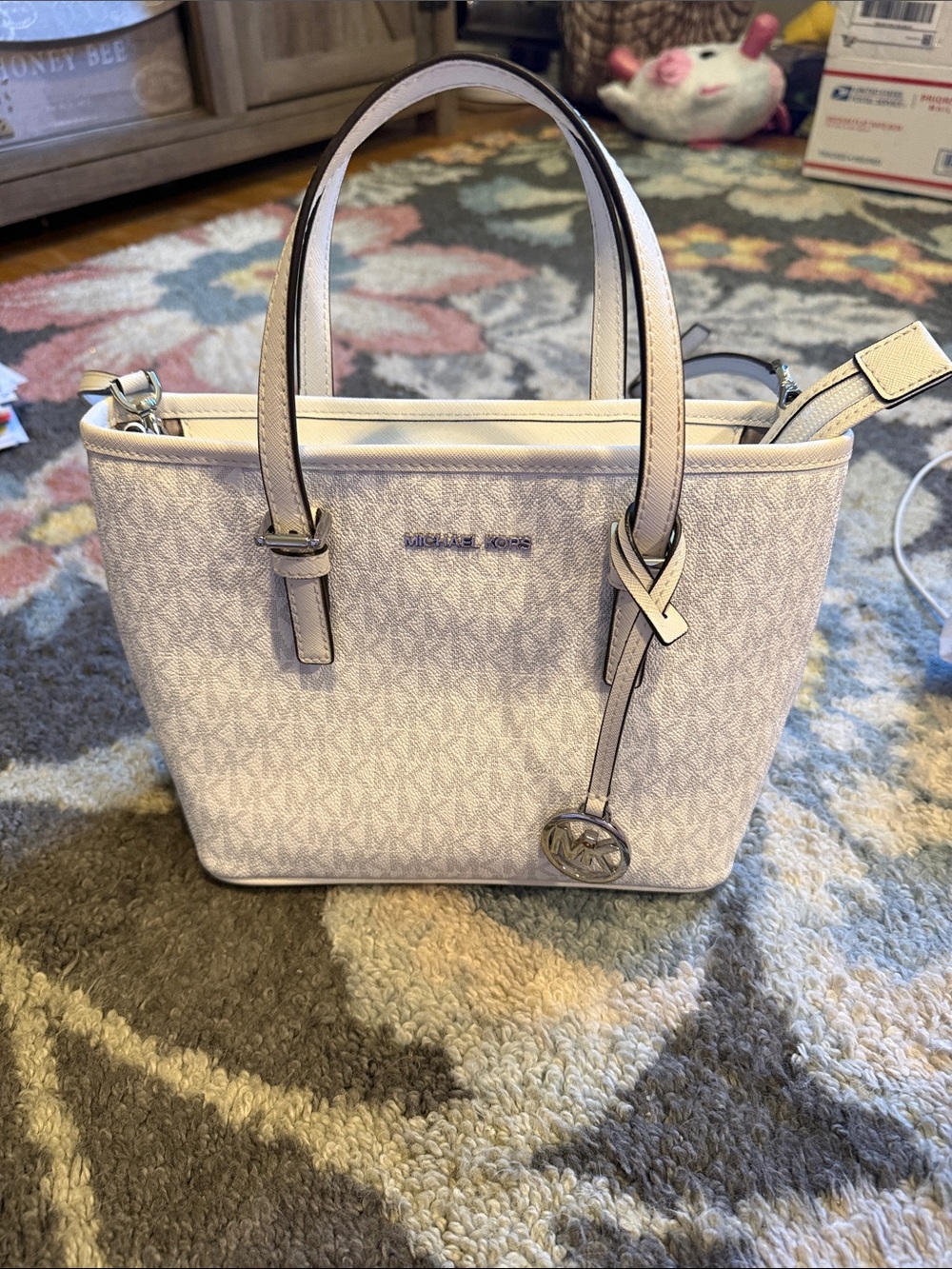 Michael Kors Jetset small white Signature Tote with Logo Charm